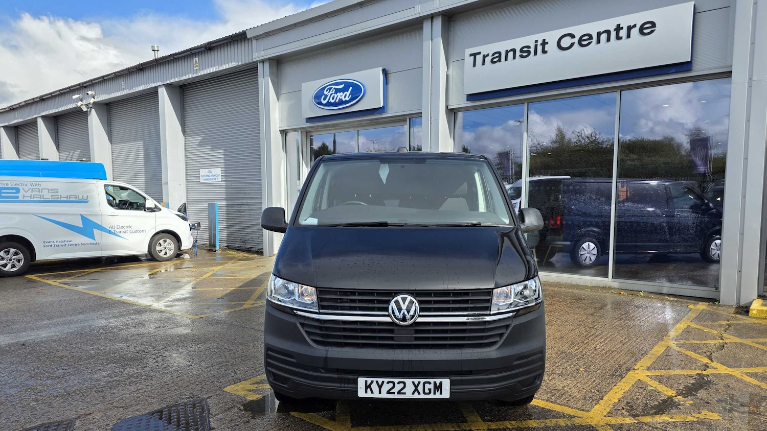 Used Volkswagen Transporter 2022 for sale - 77472592: Photo 2