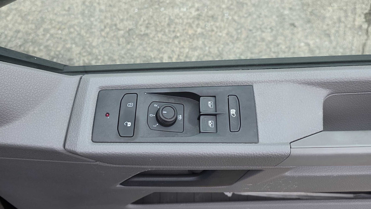 Used Volkswagen Transporter 2022 for sale - 77472592: Photo 24