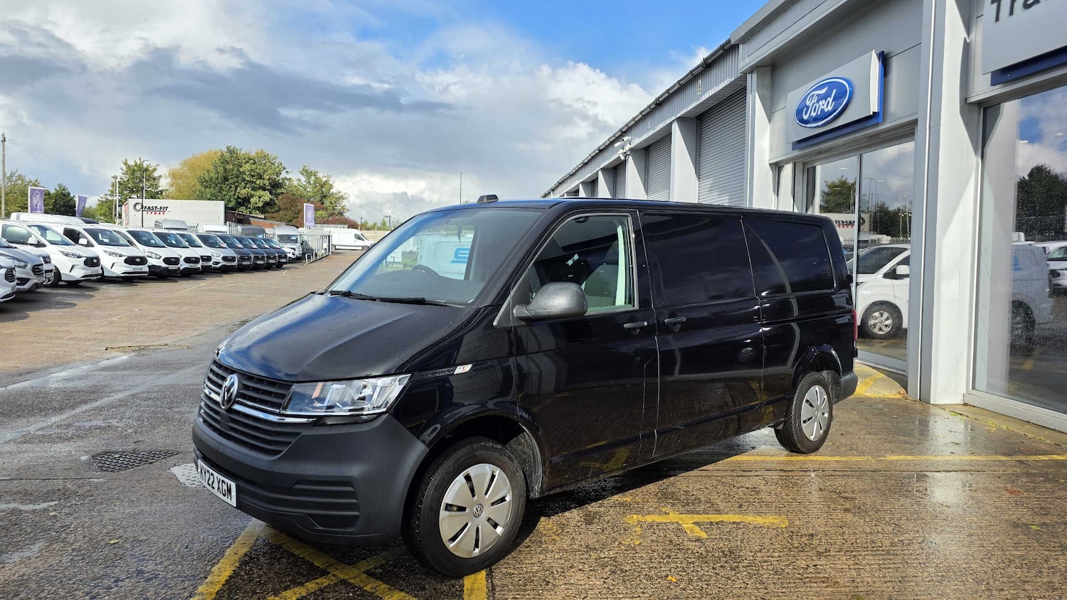 Used Volkswagen Transporter 2022 for sale - 77472592: Photo 3