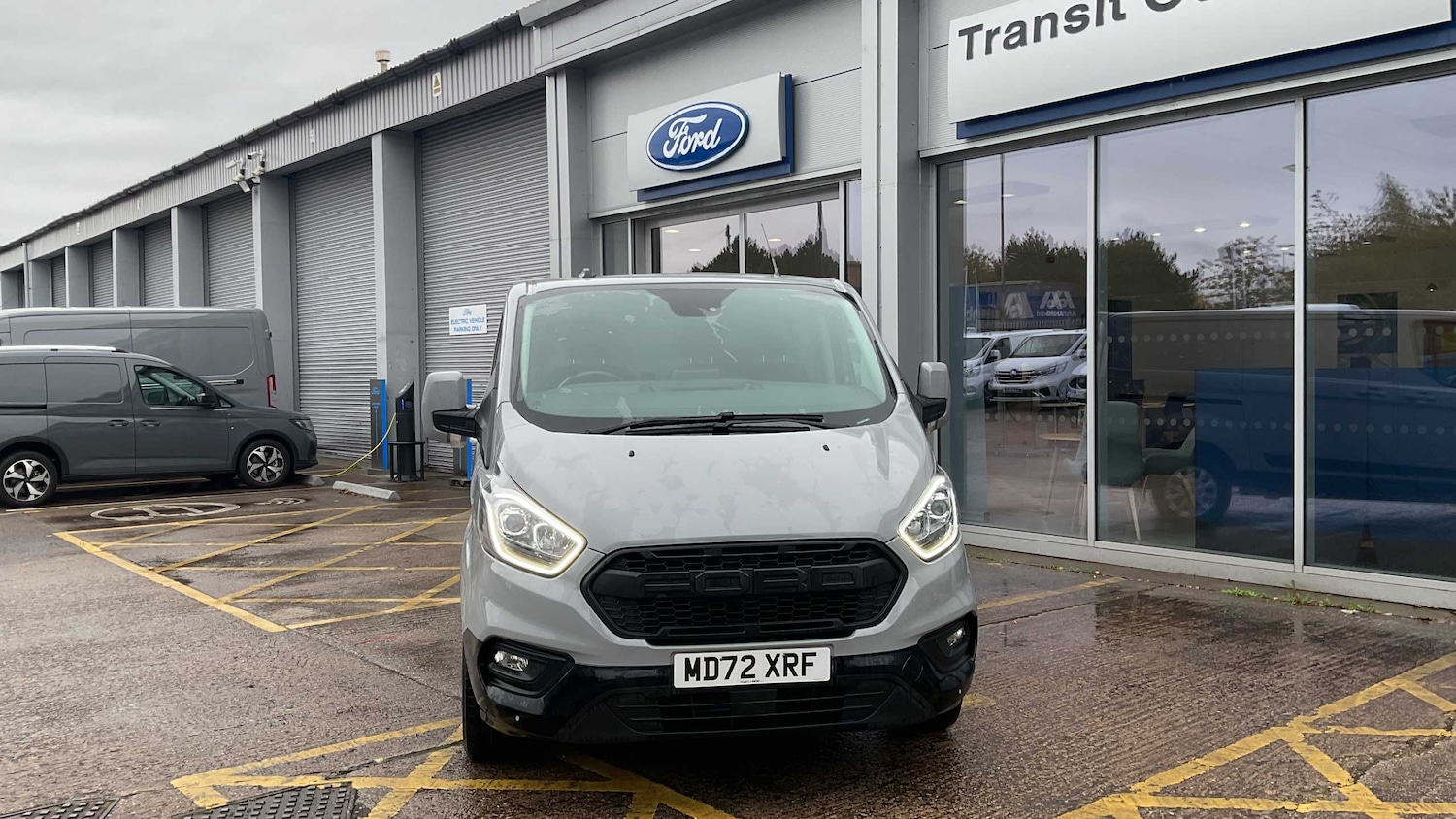 Used Ford Transit Custom 2023 for sale - 76141638: Photo 2