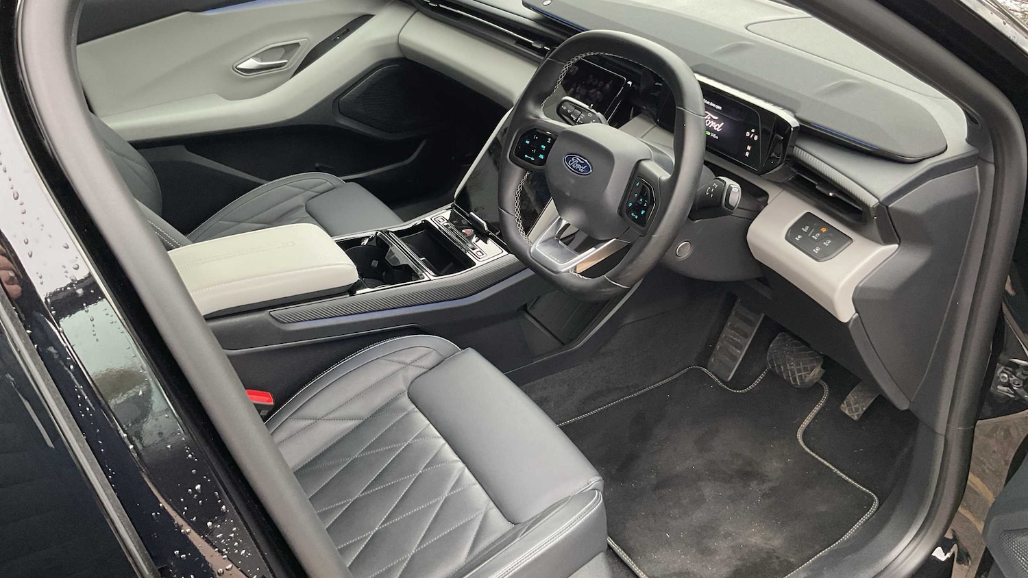 Used Ford Explorer 2024 for sale - 76718272: Photo 13