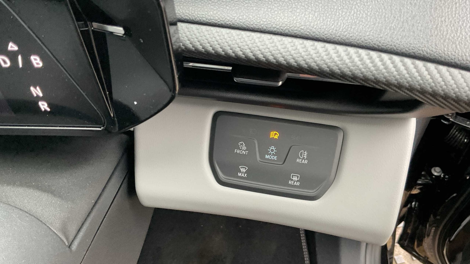 Used Ford Explorer 2024 for sale - 76718272: Photo 16