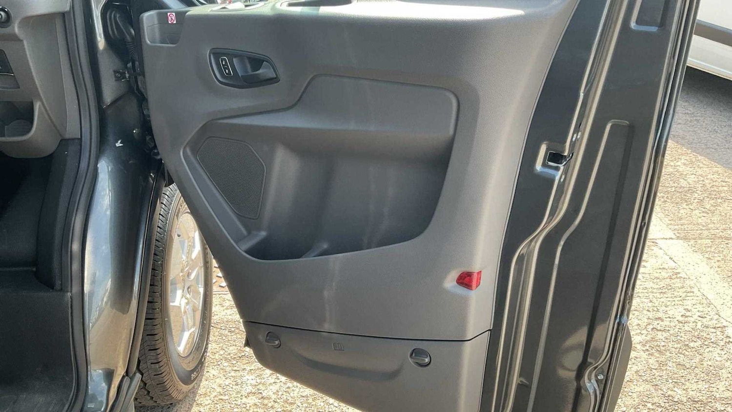 Used Ford Transit 2025 for sale - 77282051: Photo 16