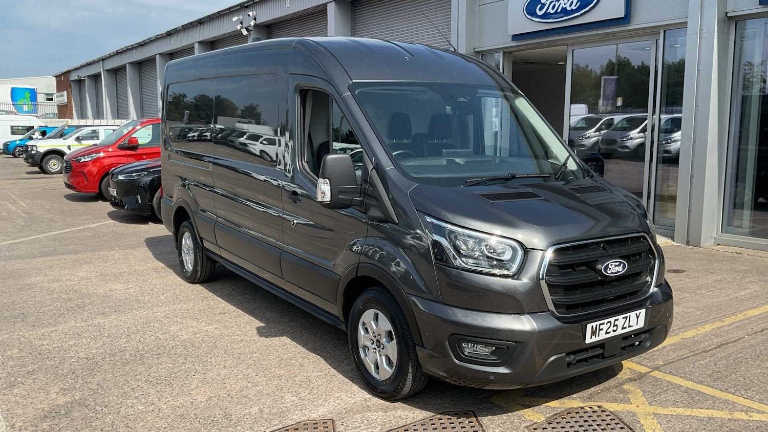 Used Ford Transit 2025 for sale - 77282051: Photo 3