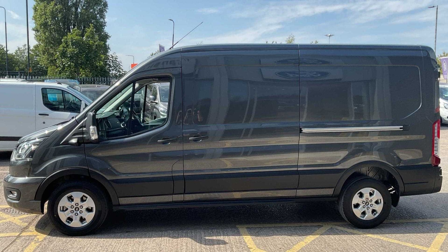 Used Ford Transit 2025 for sale - 77282051: Photo 6