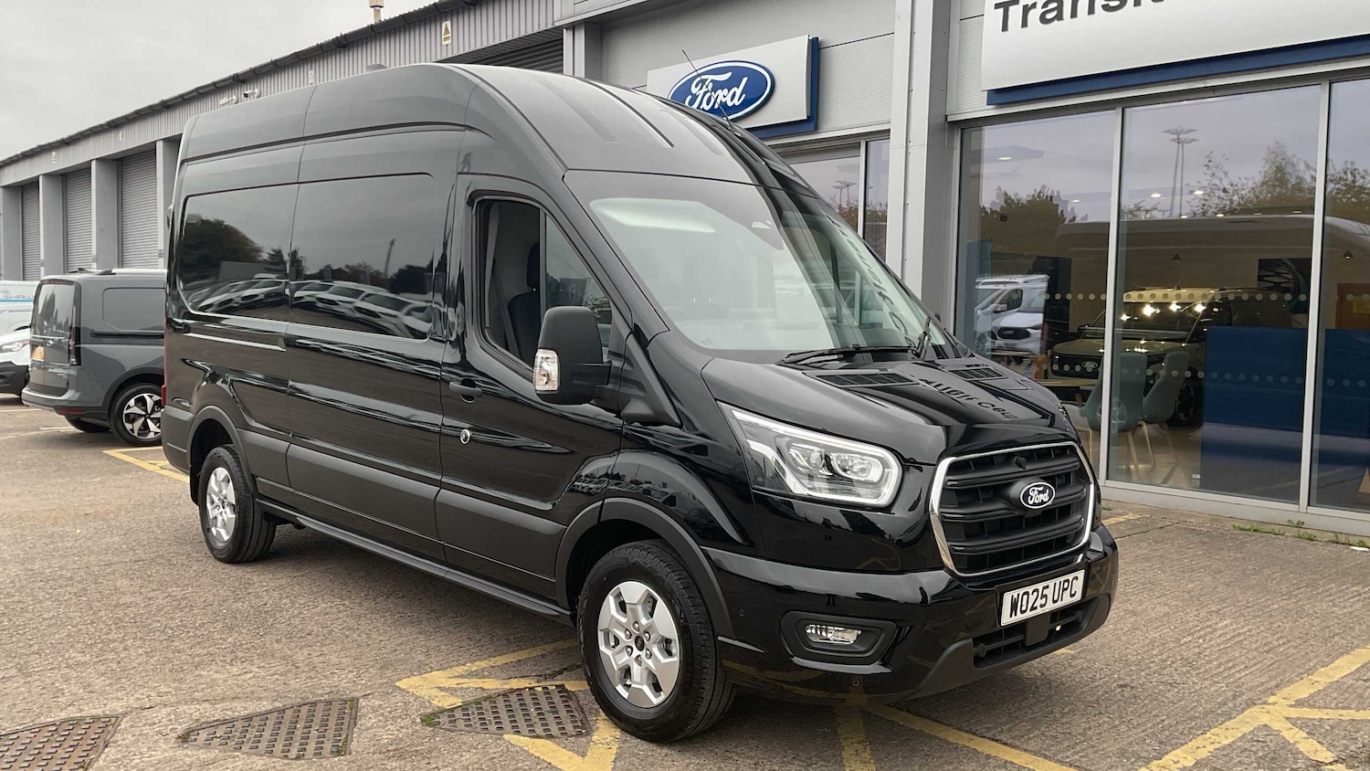 Used Ford Transit 2025 for sale - 76192029: Photo 2