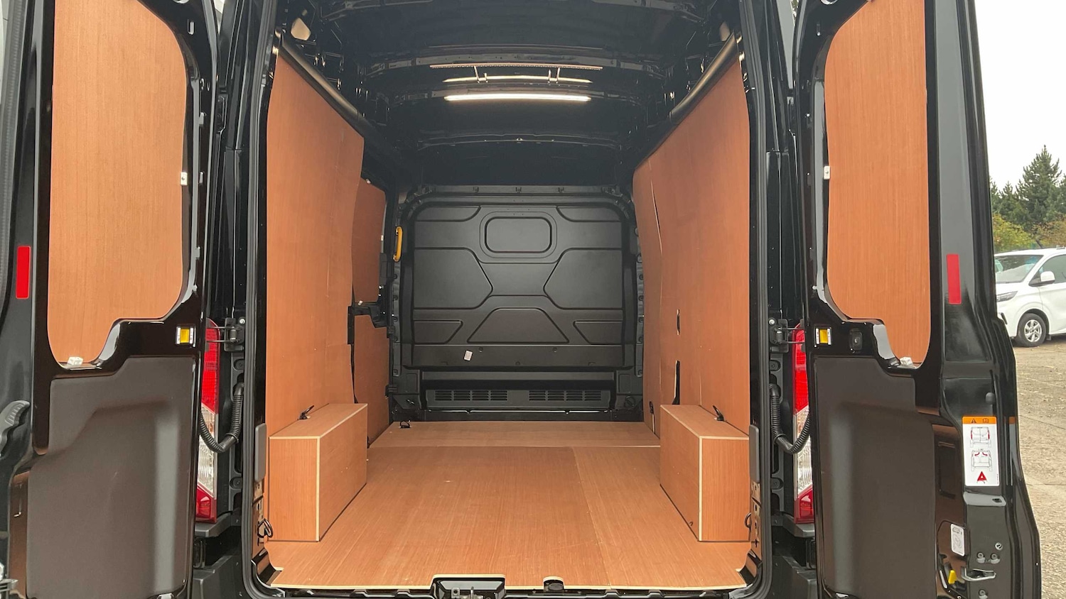 Used Ford Transit 2025 for sale - 76192029: Photo 30