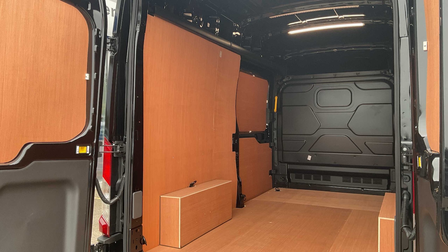 Used Ford Transit 2025 for sale - 76192029: Photo 32