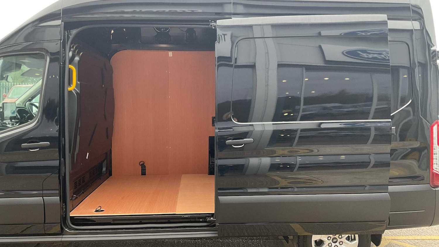 Used Ford Transit 2025 for sale - 76192029: Photo 35