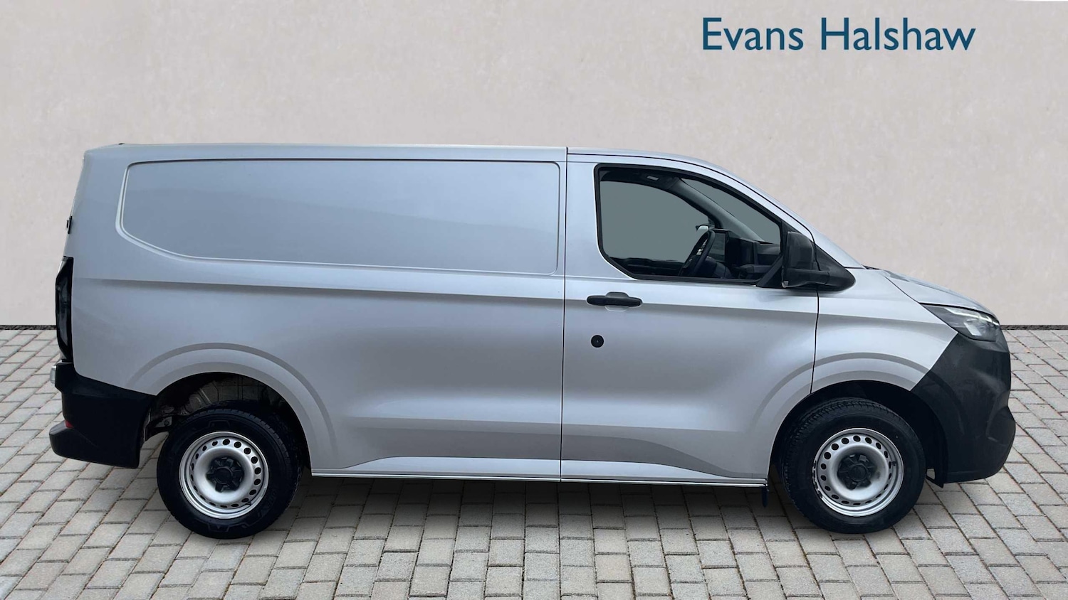 Used Ford Transit Custom 2024 for sale - 77500370: Photo 2