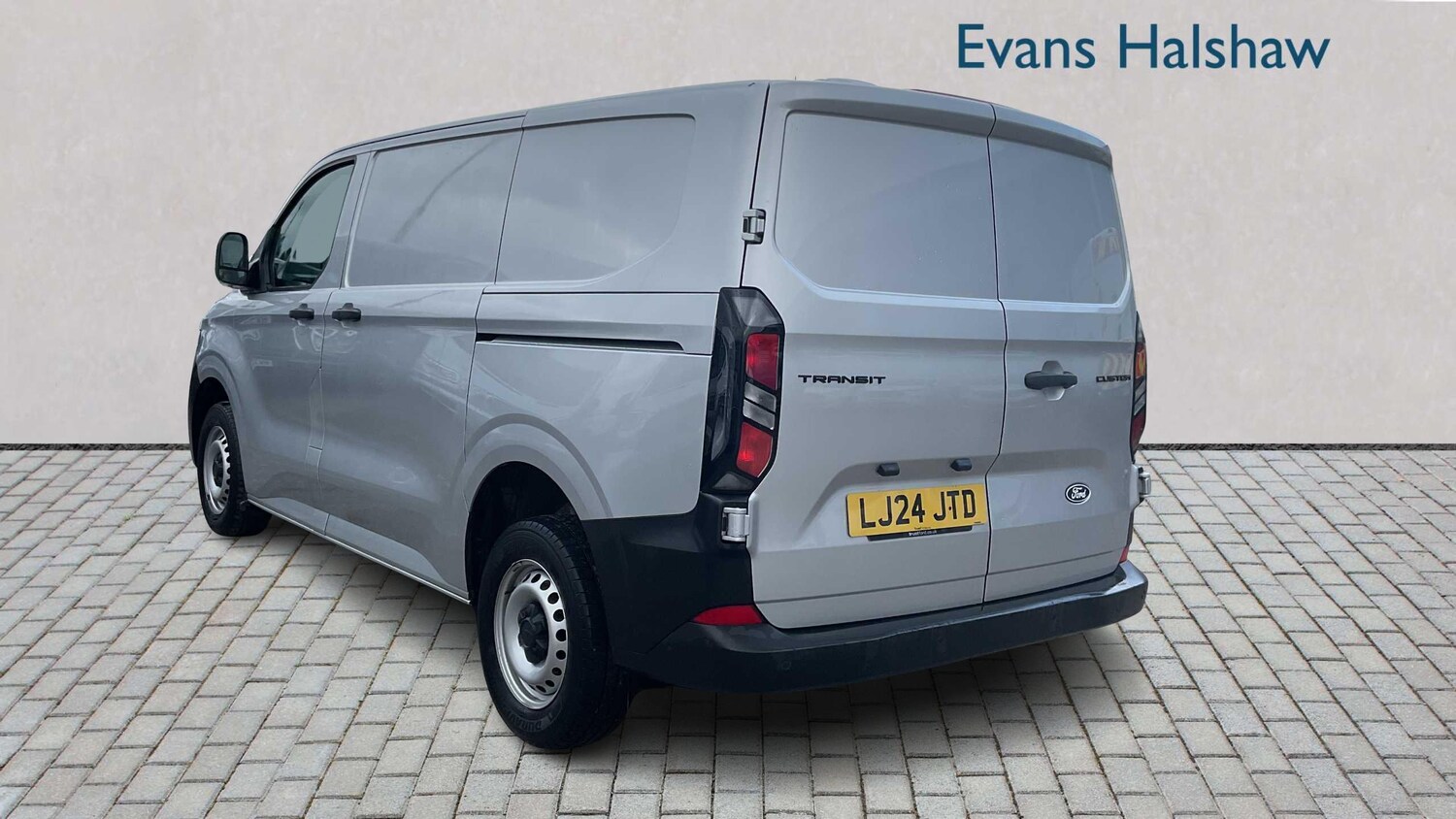 Used Ford Transit Custom 2024 for sale - 77500370: Photo 4