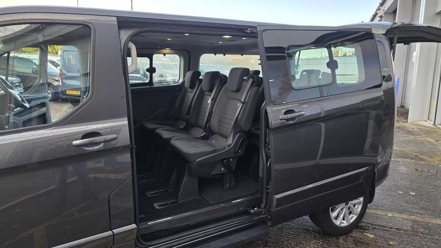 Used Ford Tourneo Custom 2022 for sale - 76661729: Photo 18