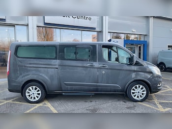 Used Ford Tourneo Custom 2022 for sale - 76661729: Photo