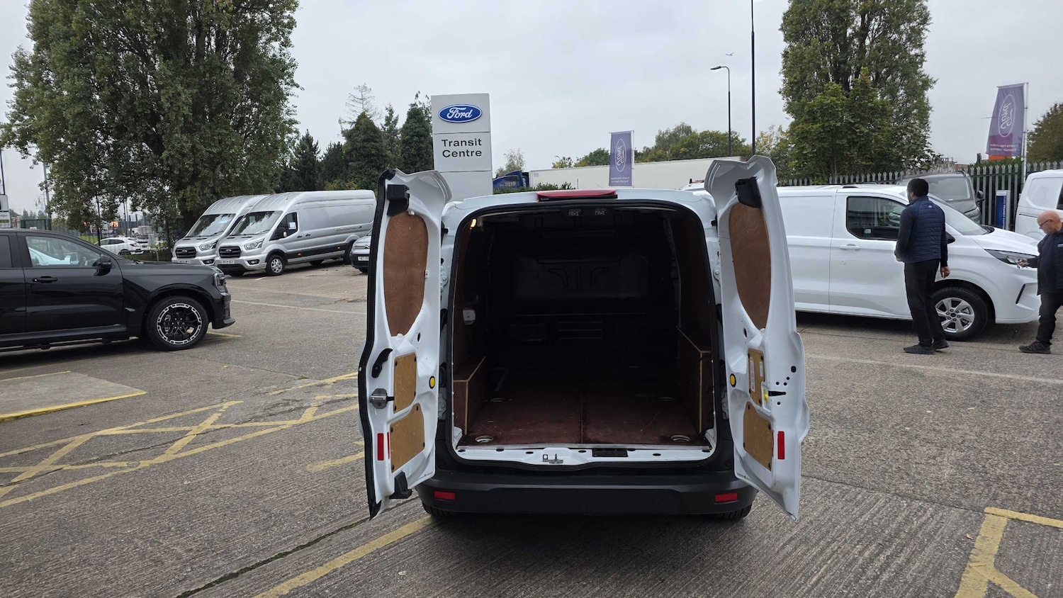 Used Ford Transit Connect 2018 for sale - 76262411: Photo 26
