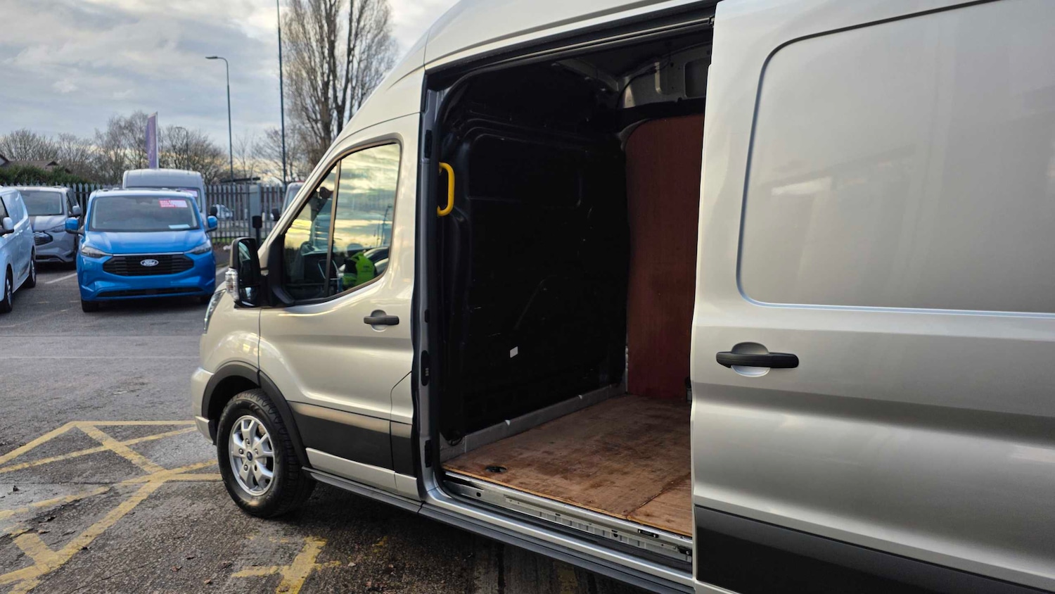 Used Ford Transit 2024 for sale - 77601229: Photo 17