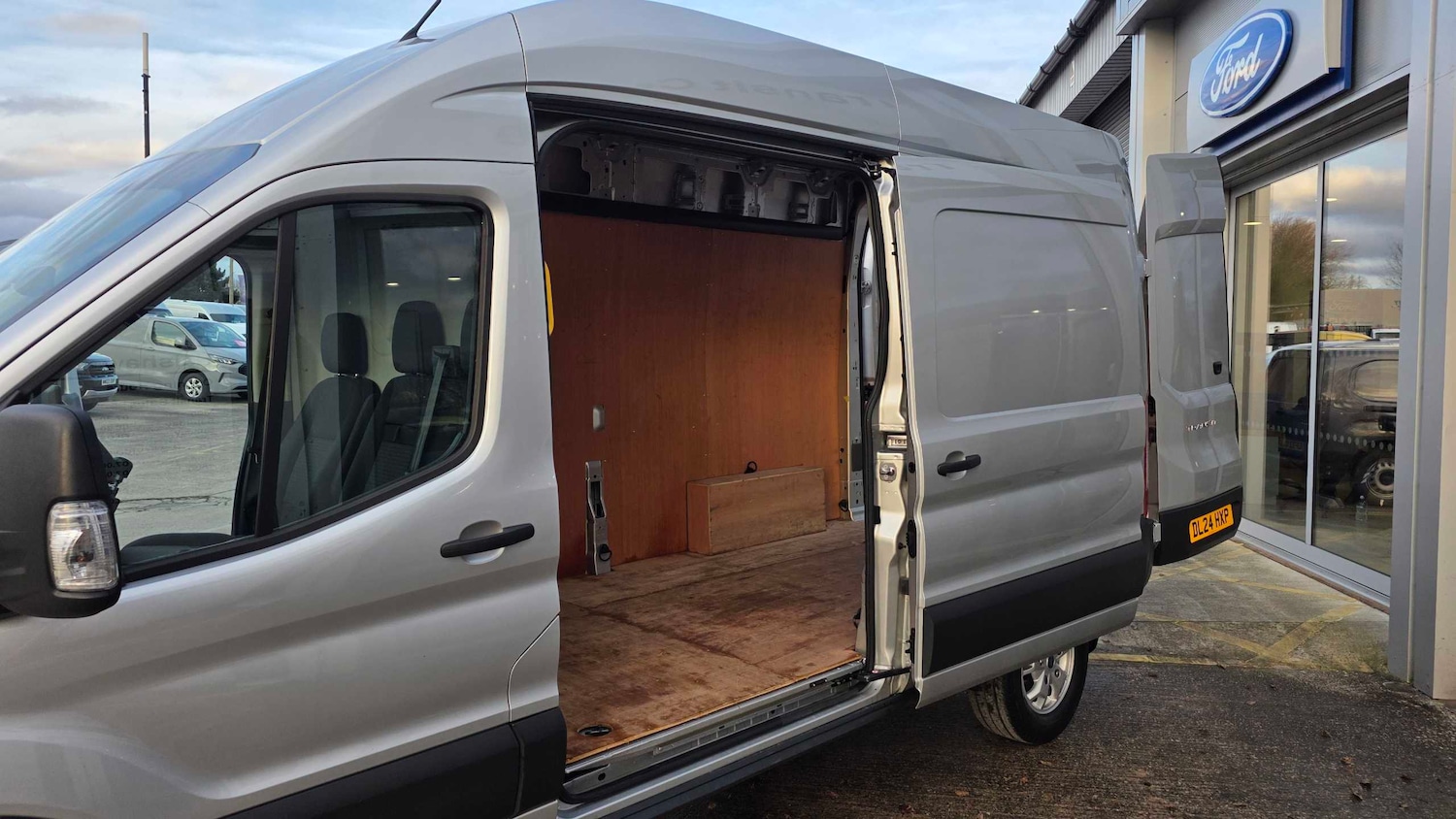 Used Ford Transit 2024 for sale - 77601229: Photo 18