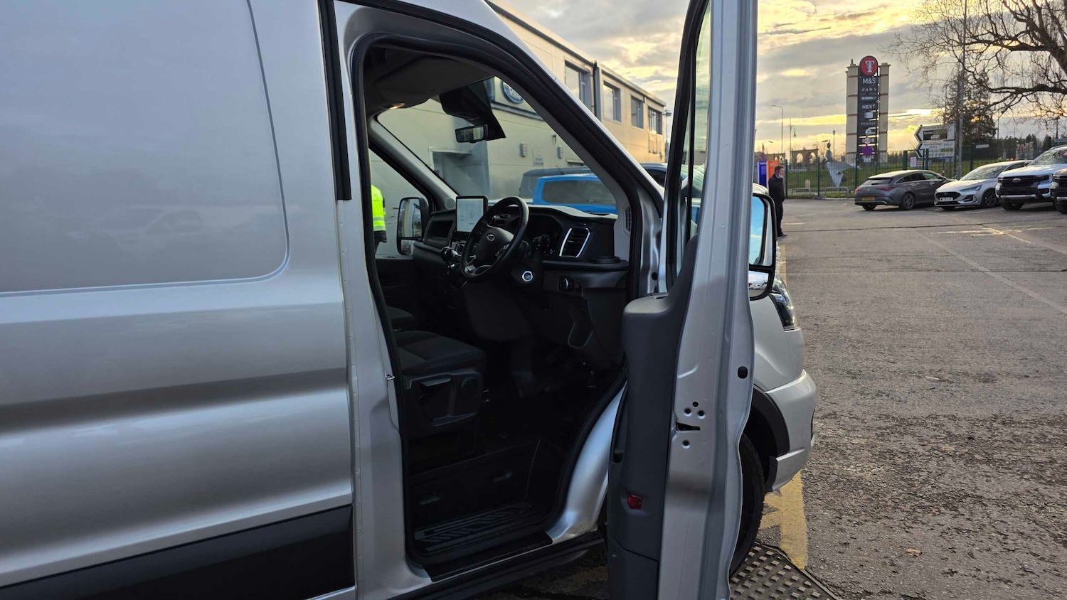 Used Ford Transit 2024 for sale - 77601229: Photo 8