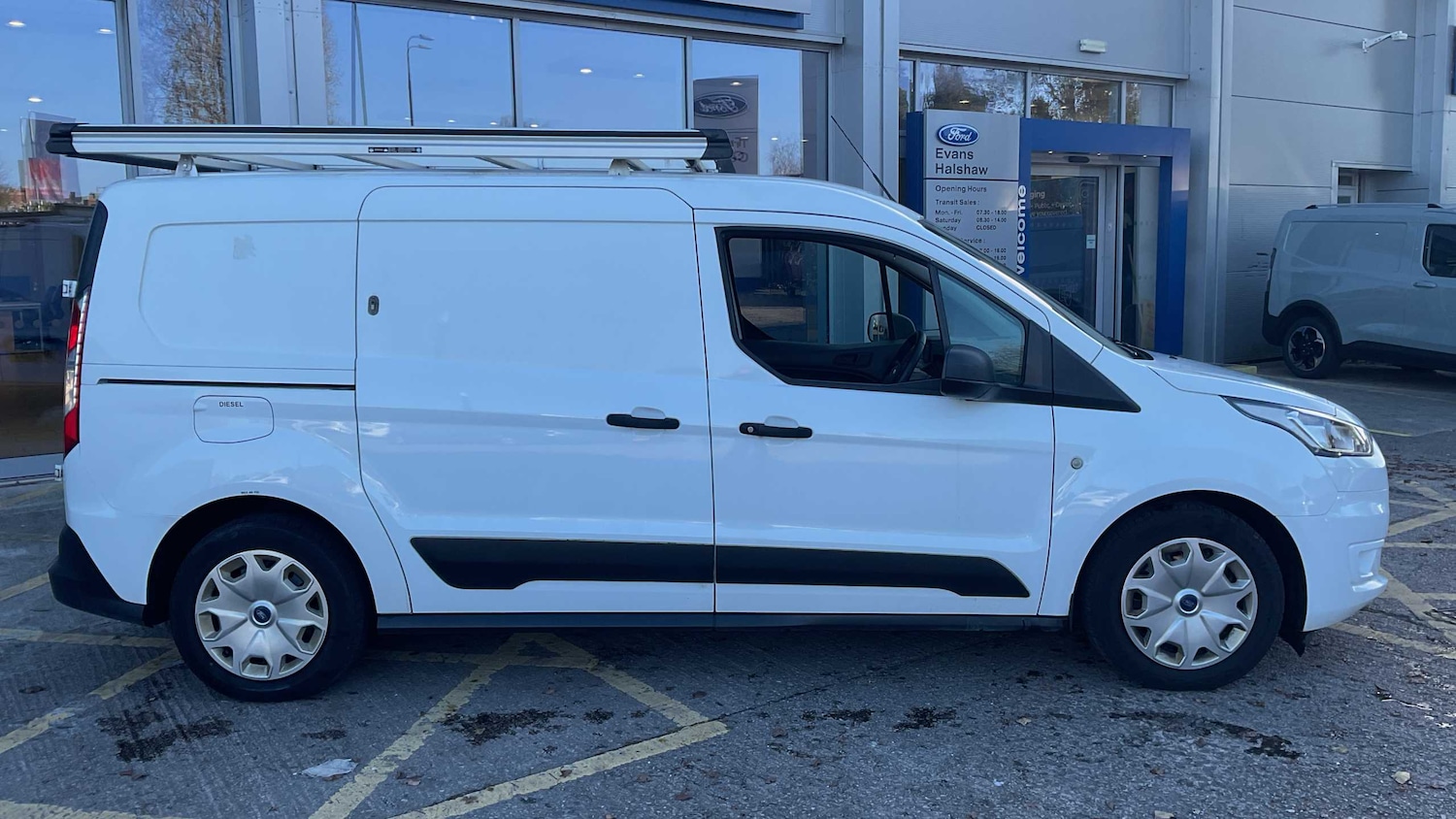 Used Ford Transit Connect 2019 for sale - 76610659: Photo 2