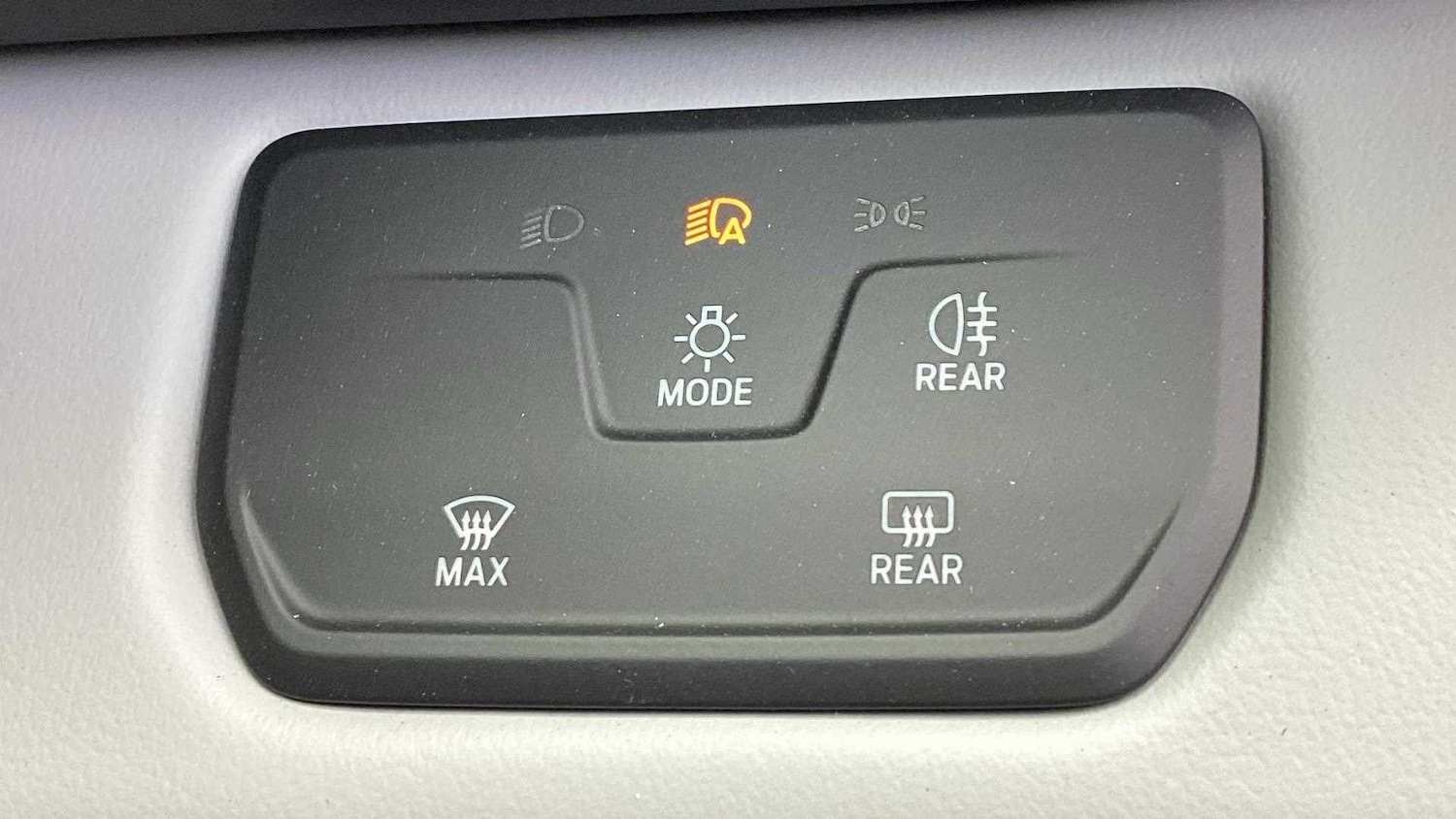 Used Ford Explorer 2024 for sale - 76692097: Photo 23