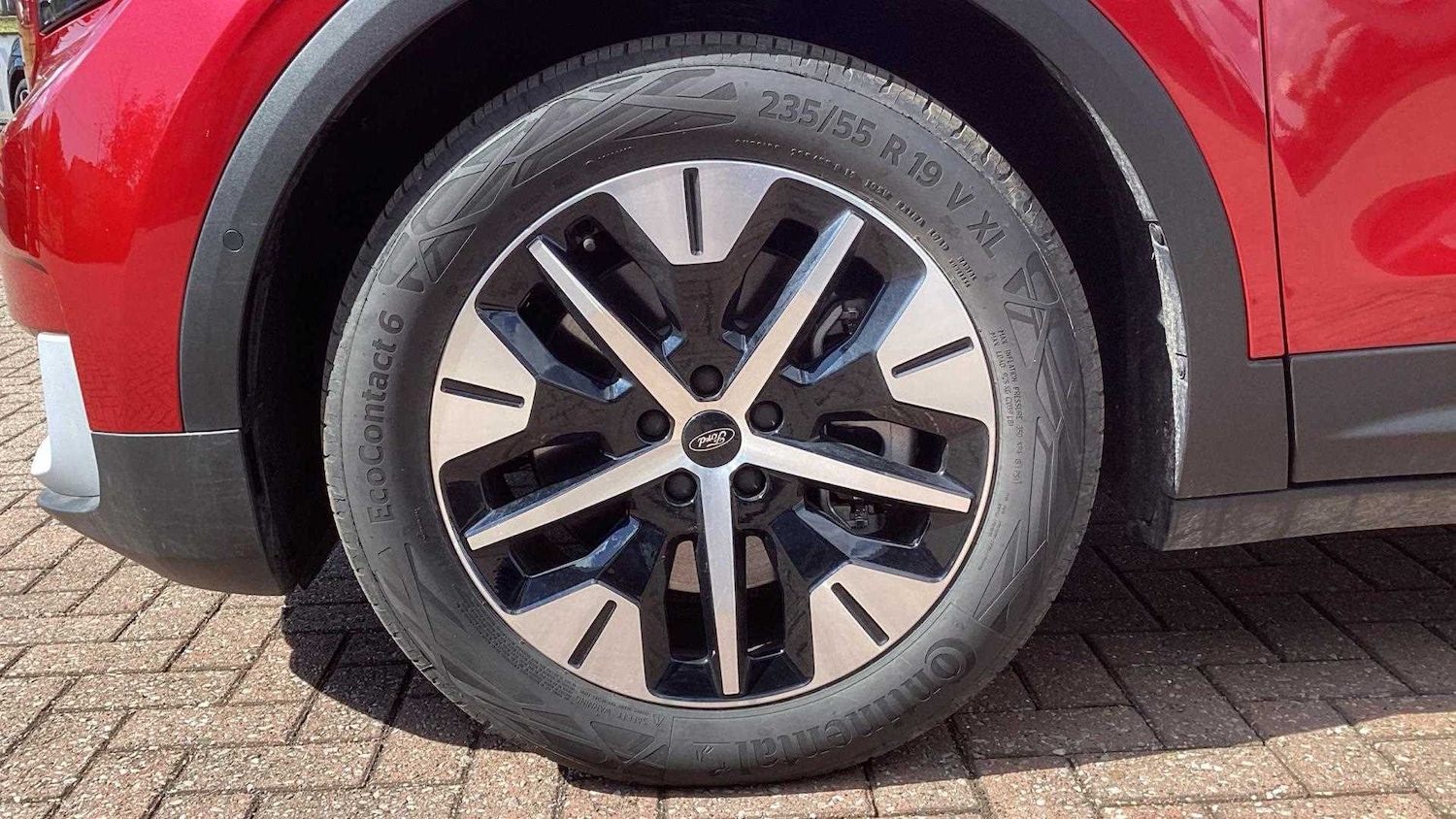 Used Ford Explorer 2024 for sale - 76692097: Photo 7