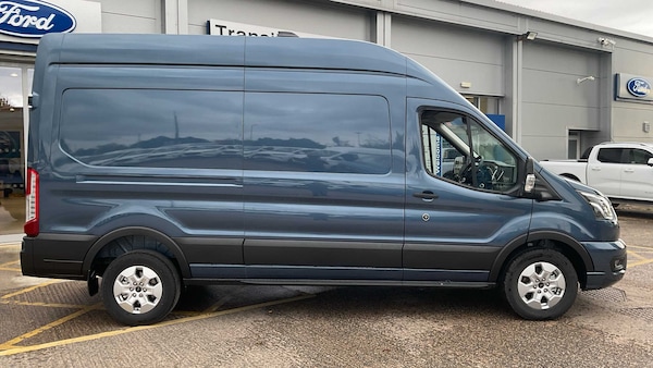 Used Ford Transit 2025 for sale - 76141851: Photo 2