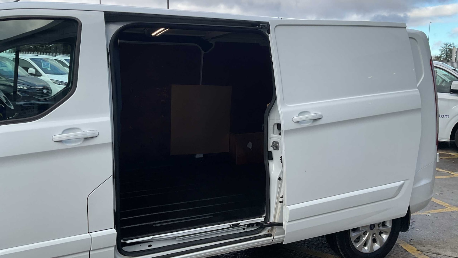 Used Ford Transit Custom 2022 for sale - 76564332: Photo 18