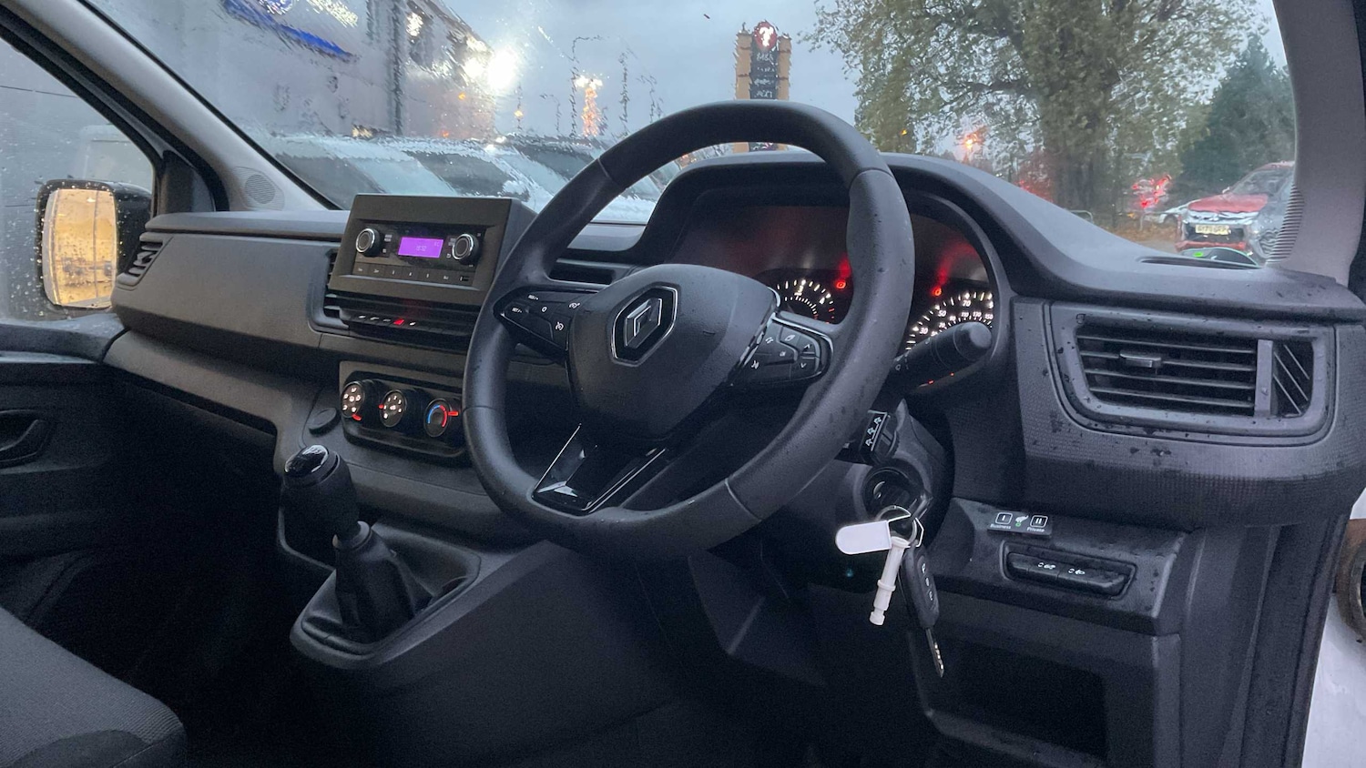 Used Renault Trafic 2022 for sale - 76587705: Photo 6