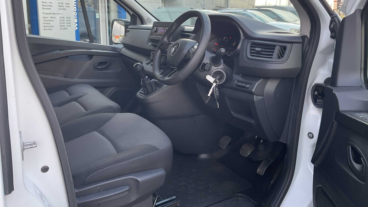 Used Renault Trafic 2022 for sale - 76587705: Photo 8