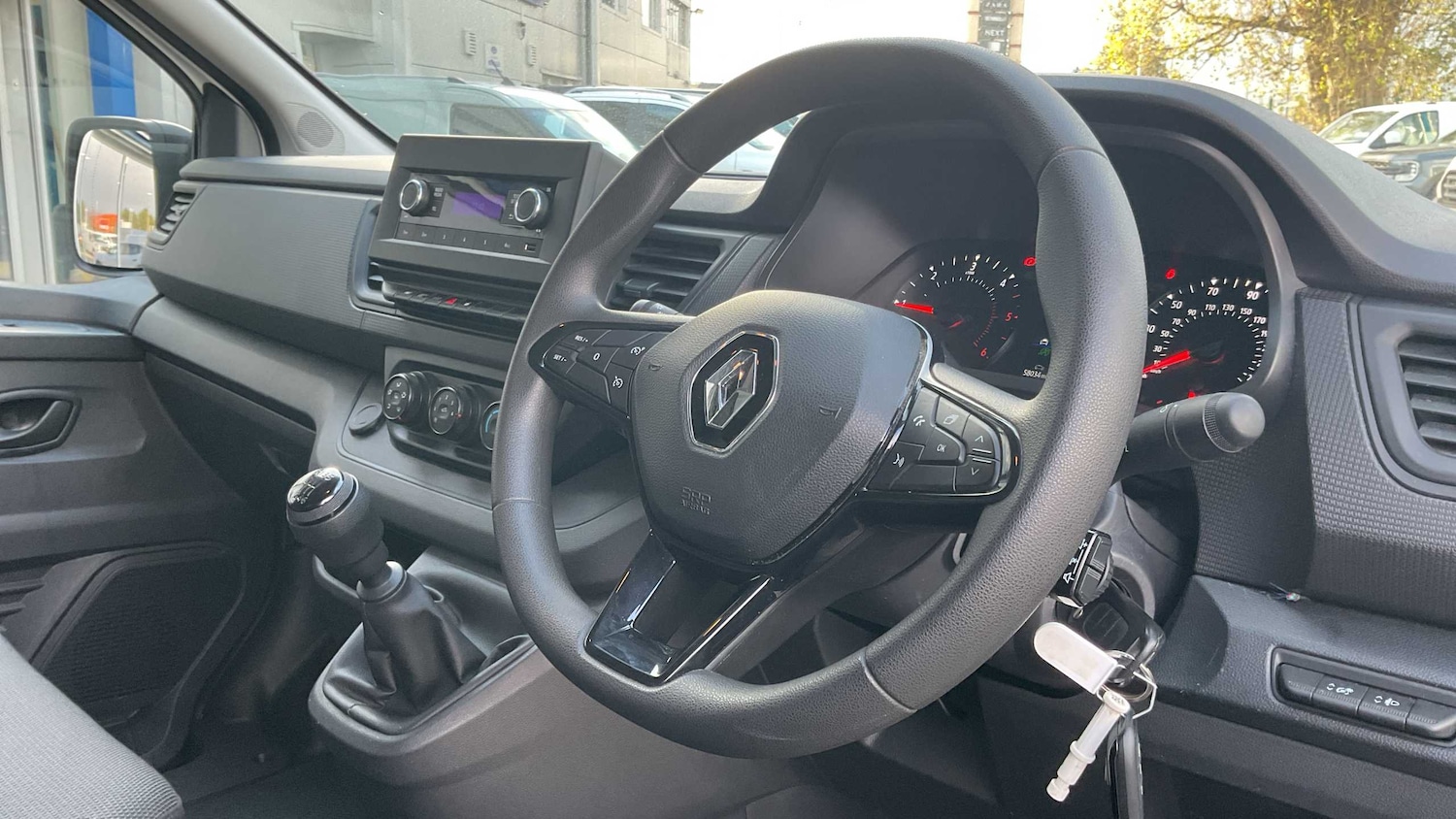 Used Renault Trafic 2022 for sale - 76587705: Photo 9