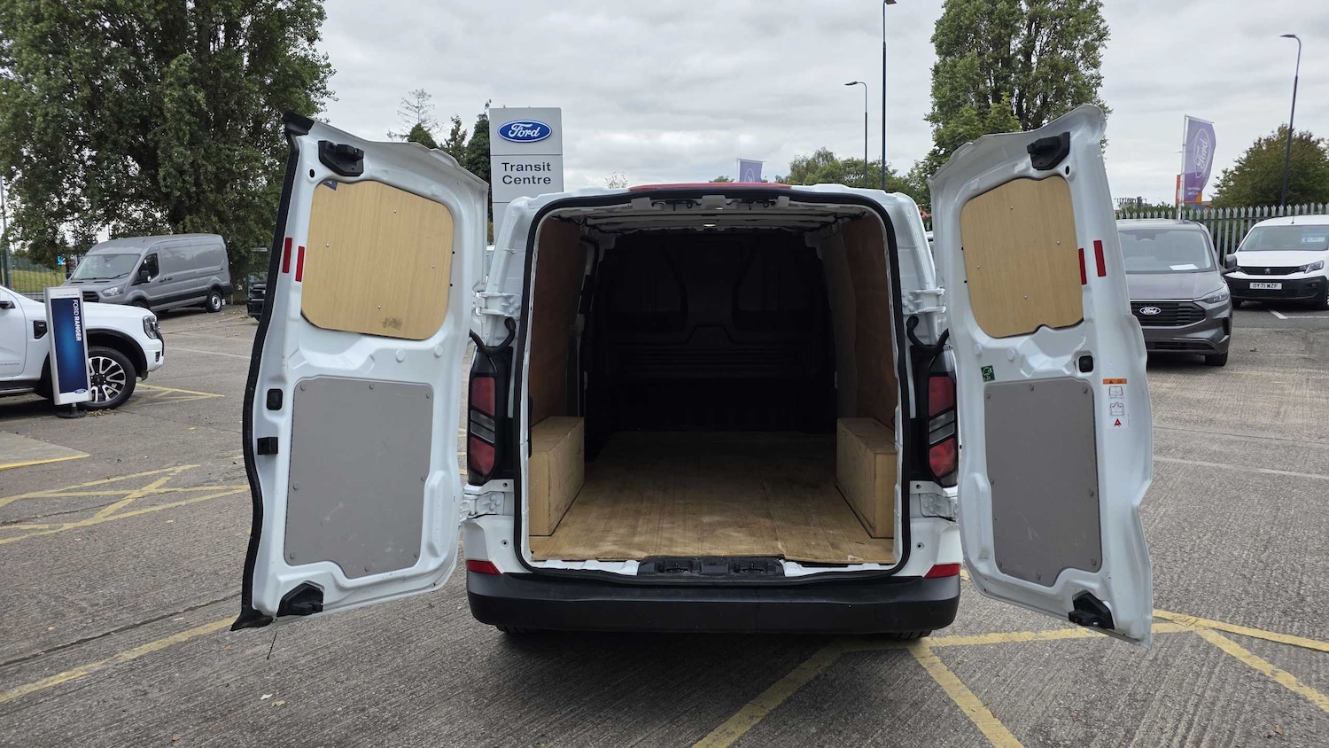 Used Ford Transit Custom 2024 for sale - 76045073: Photo 27