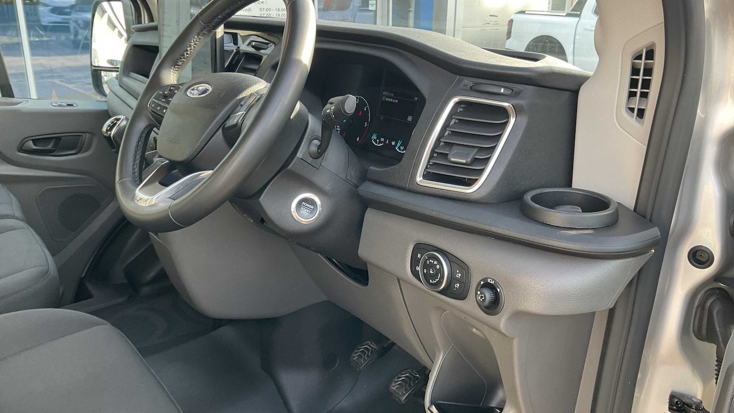 Used Ford Transit 2024 for sale - 75435092: Photo 17