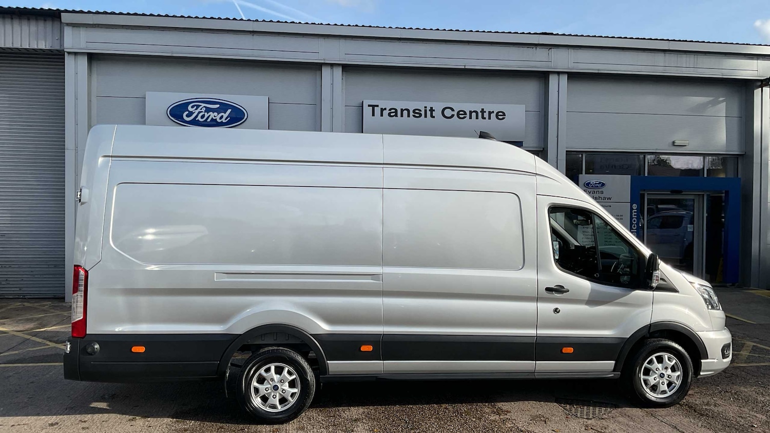 Used Ford Transit 2024 for sale - 75435092: Photo 9