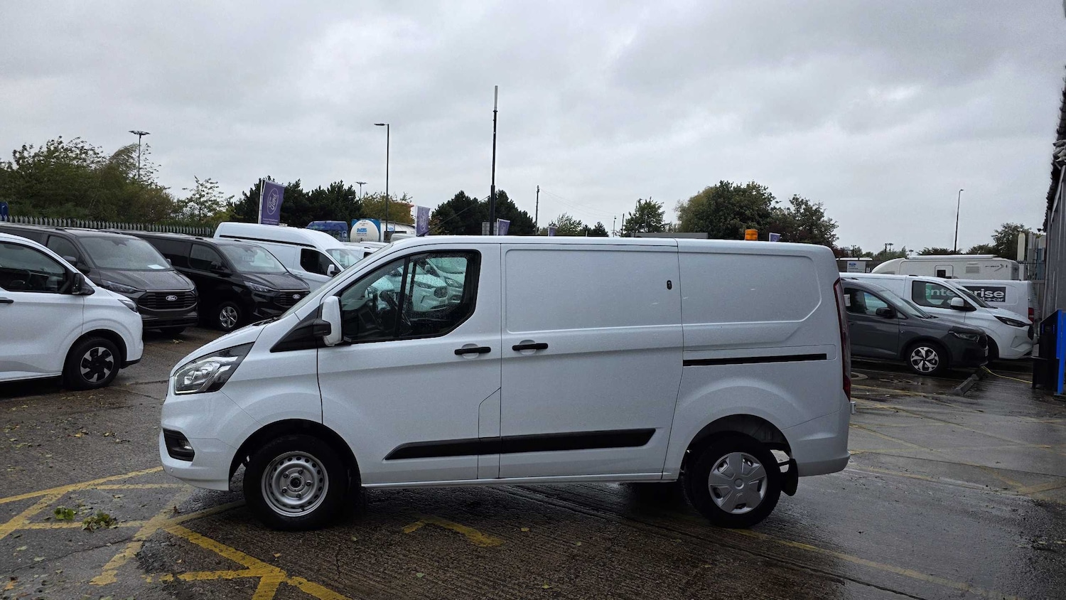 Used Ford Transit Custom 2023 for sale - 77076604: Photo 4