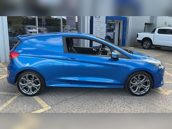 Used Ford Fiesta 2020 for sale - 76262366: Photo