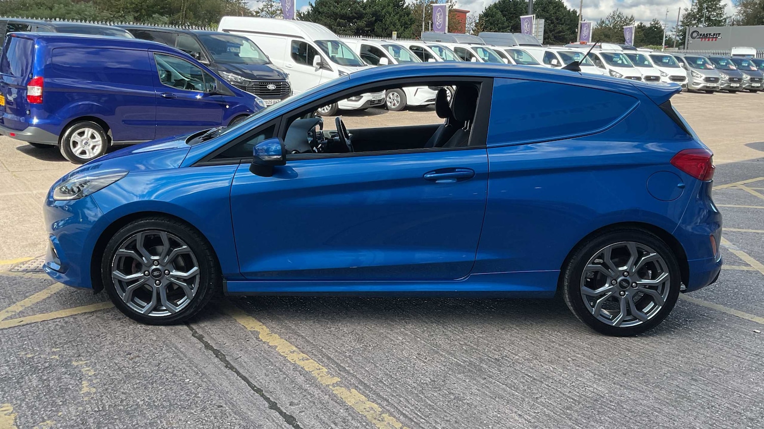 Used Ford Fiesta 2020 for sale - 76262366: Photo 6