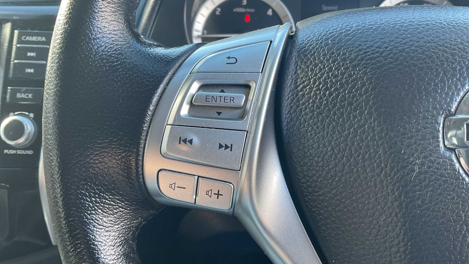 Used Nissan Navara 2021 for sale - 76191869: Photo 15