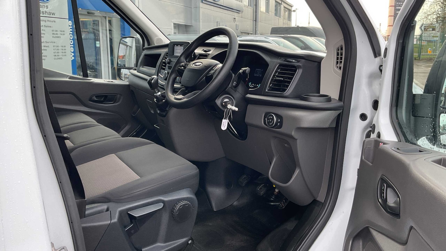 Used Ford Transit 2024 for sale - 76745995: Photo 9