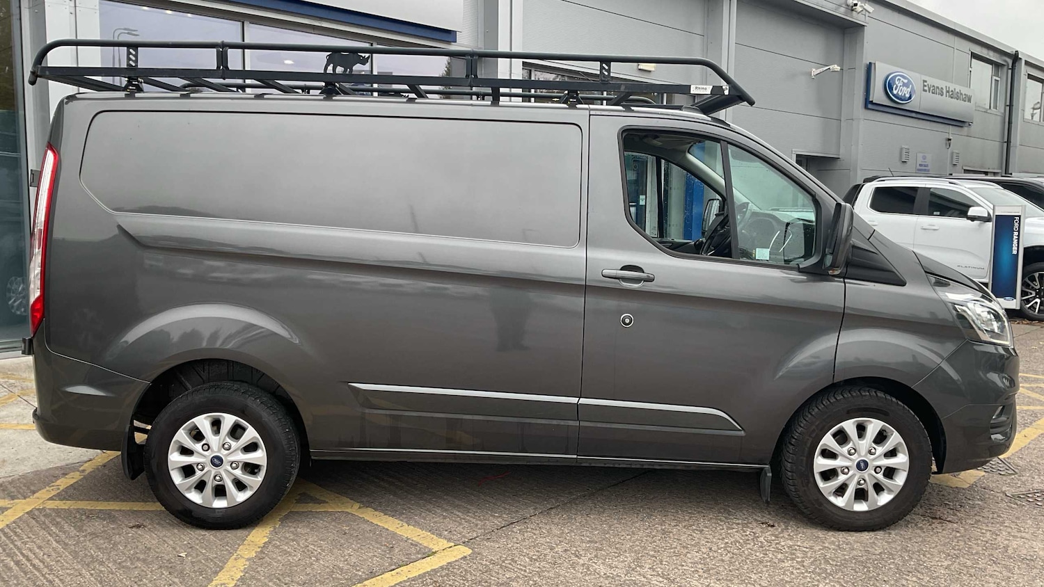 Used Ford Transit Custom 2021 for sale - 76113409: Photo 2