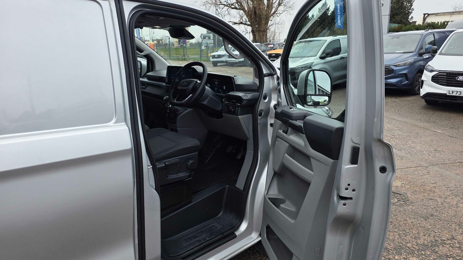 Used Ford Transit Custom 2025 for sale - 77661104: Photo 9