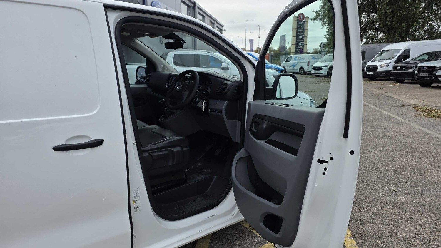 Used Vauxhall Vivaro 2020 for sale - 75981465: Photo 10