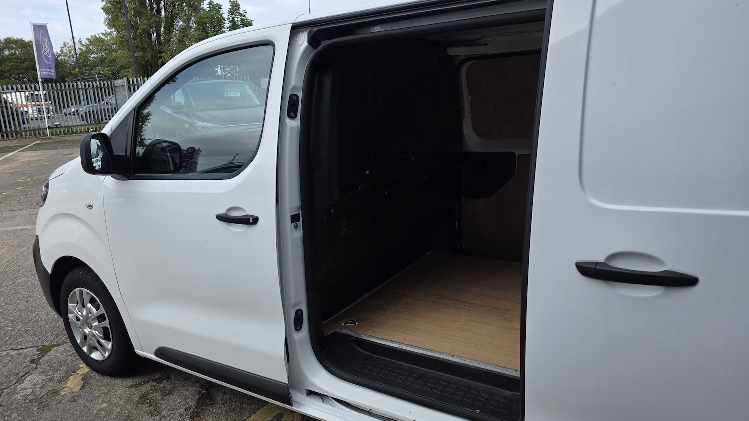 Used Vauxhall Vivaro 2020 for sale - 75981465: Photo 30