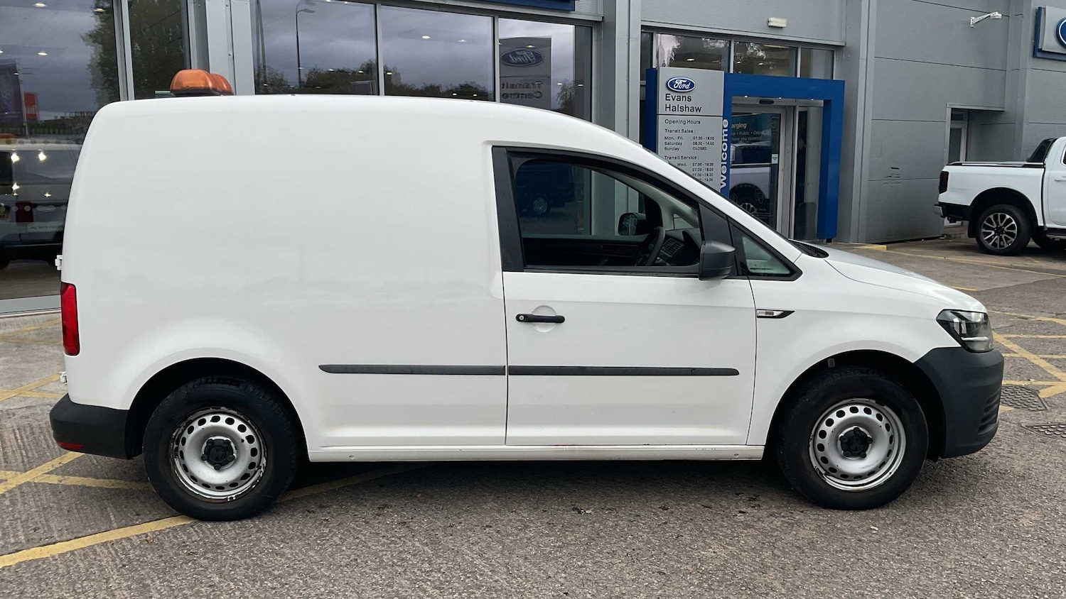 Used Volkswagen Caddy 2020 for sale - 76205241: Photo 2