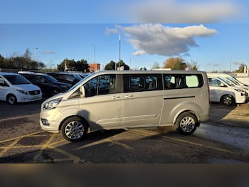 Used Ford Tourneo Custom 2022 for sale - 76636743: Photo