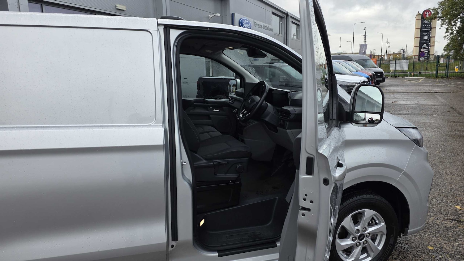 Used Ford Transit Custom 2024 for sale - 75968200: Photo 12