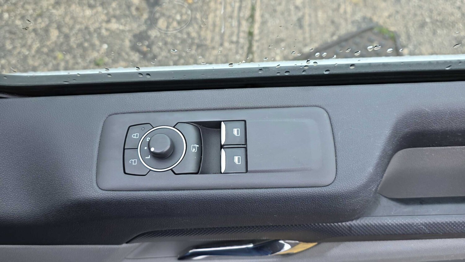 Used Ford Transit Custom 2024 for sale - 75968200: Photo 22