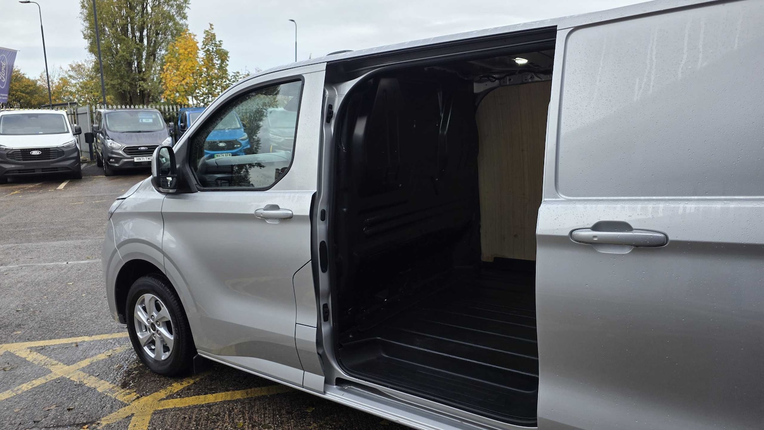 Used Ford Transit Custom 2024 for sale - 75968200: Photo 29