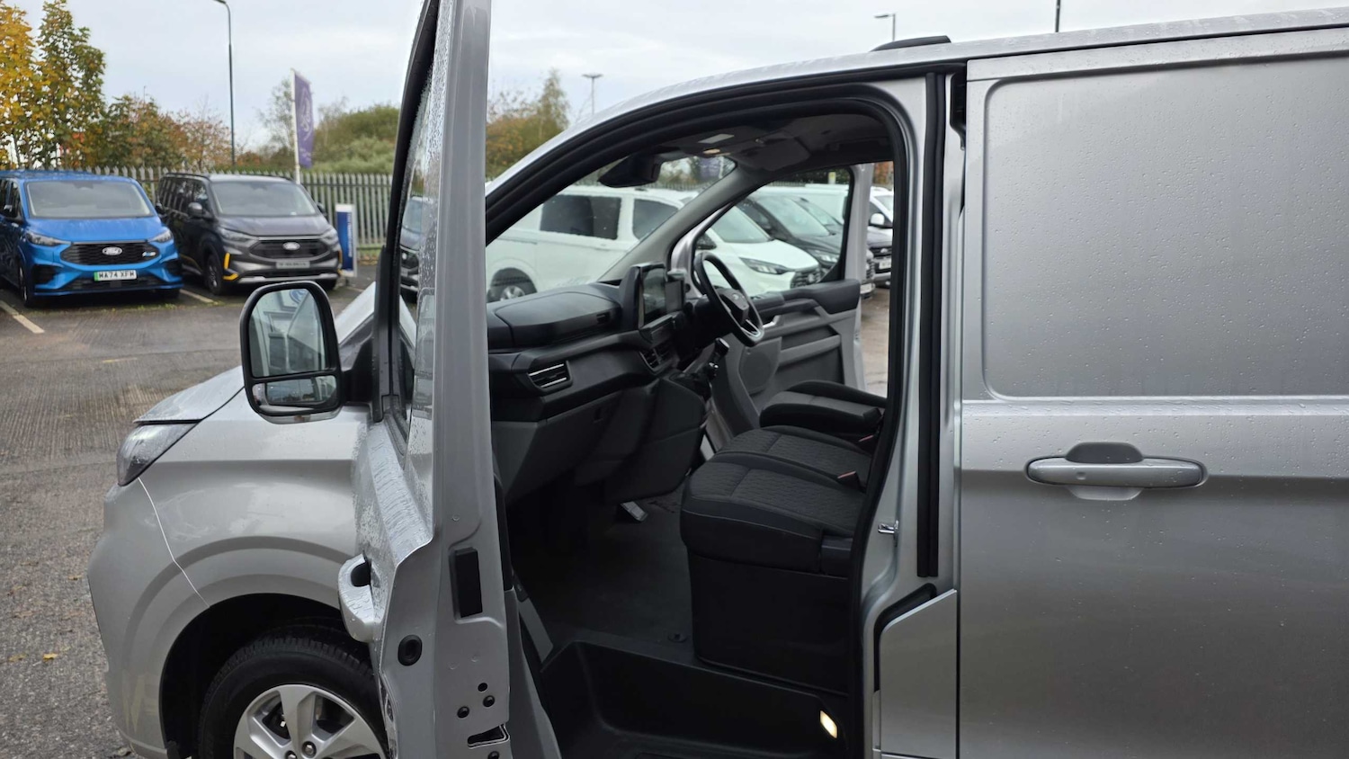 Used Ford Transit Custom 2024 for sale - 75968200: Photo 32