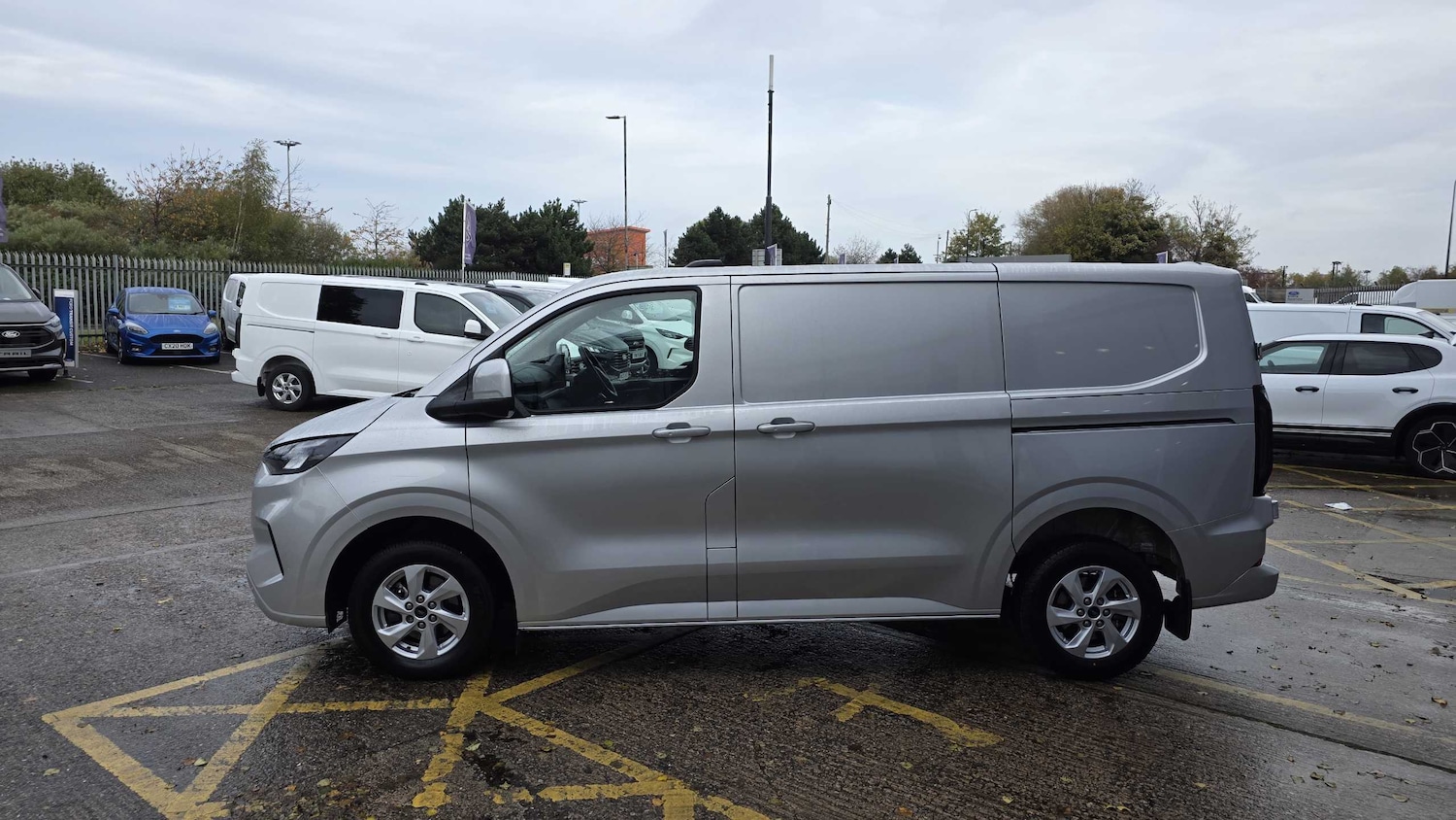 Used Ford Transit Custom 2024 for sale - 75968200: Photo 7