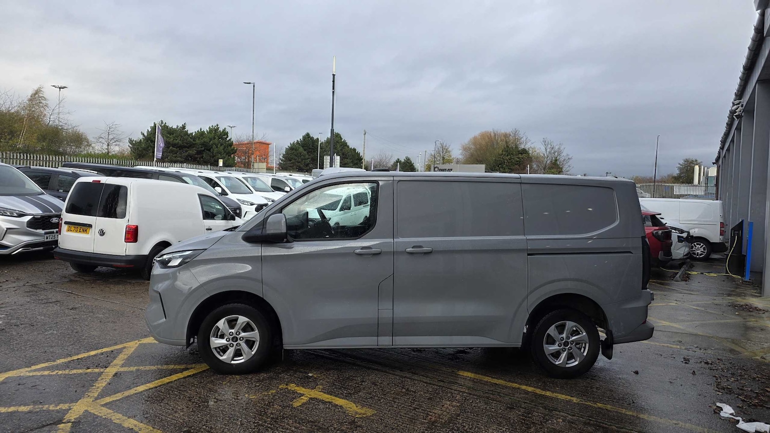 Used Ford Transit Custom 2025 for sale - 76624646: Photo 4