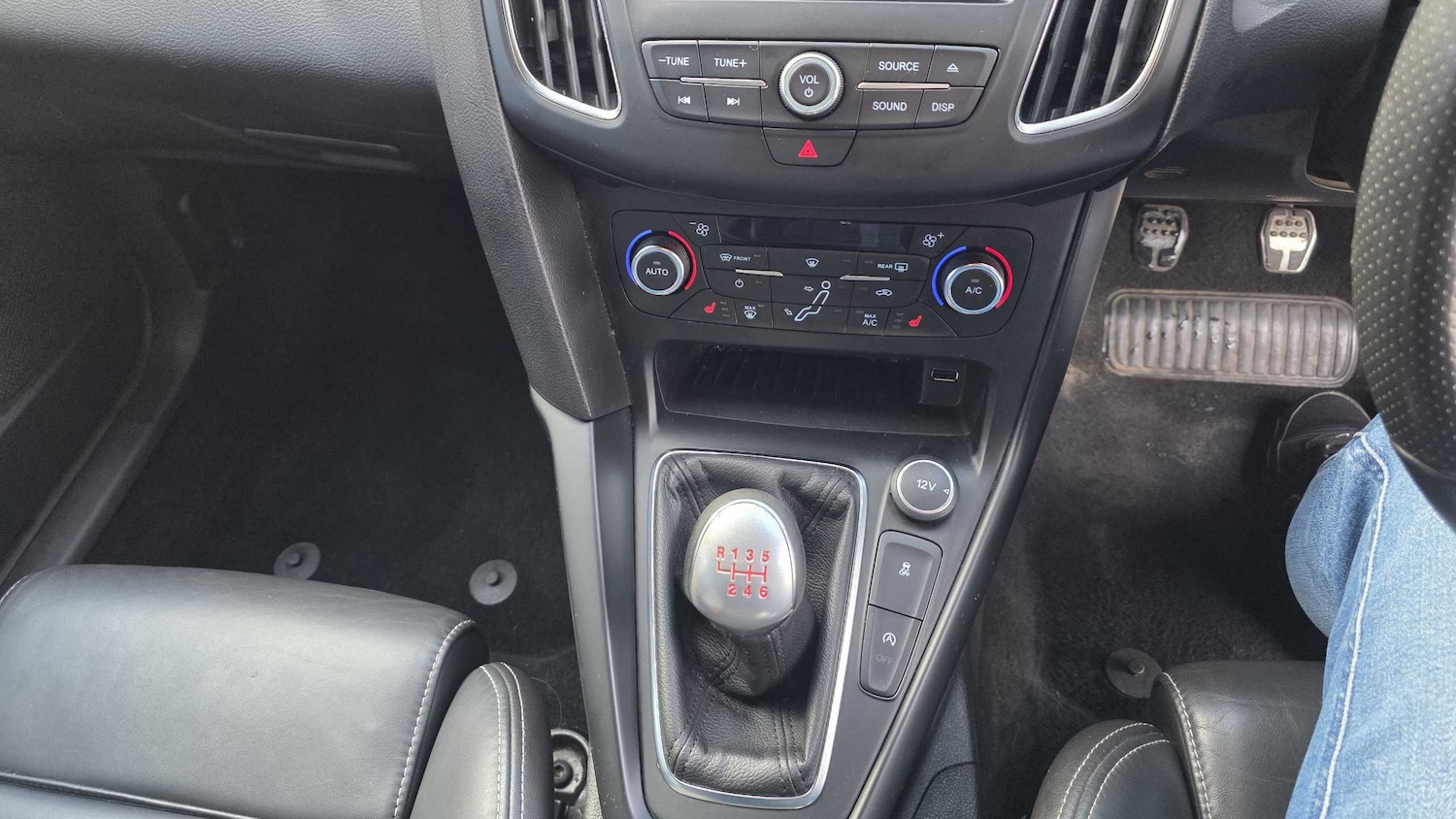 Used Ford Focus 2018 for sale - 76205255: Photo 11